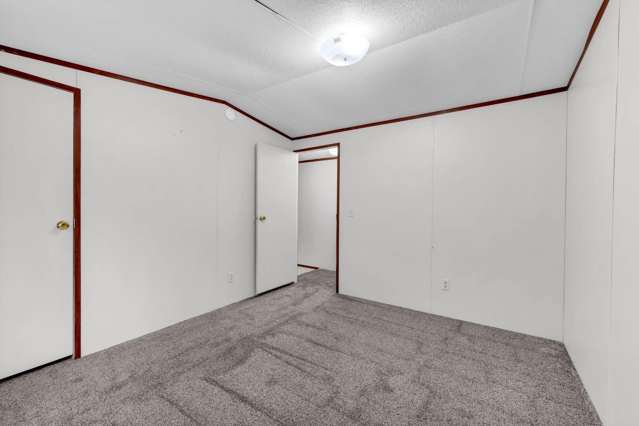 3845 Wickham Road Palmyra, TN 37142 - Photo 18 of 25 a view of an empty room