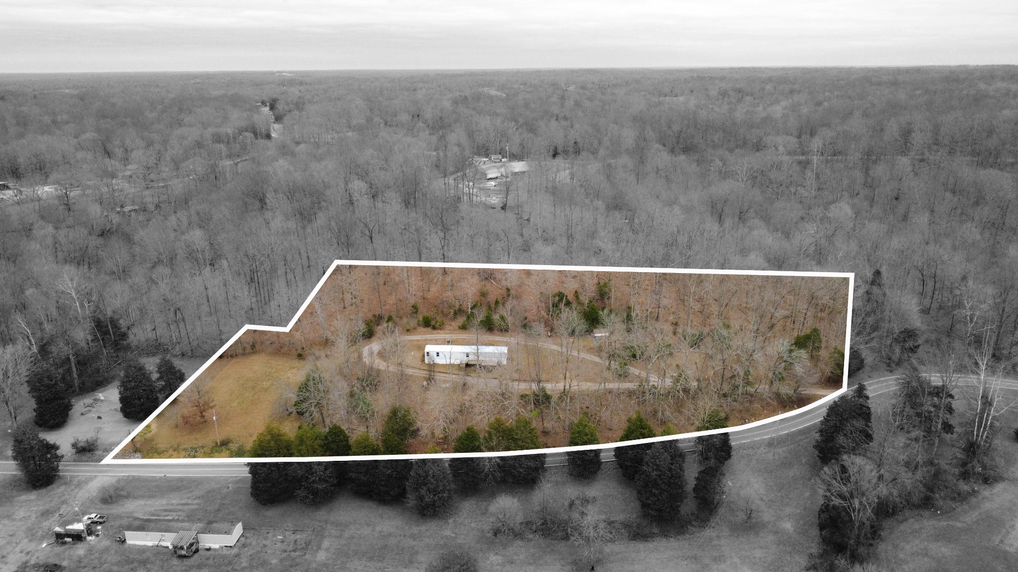 3845 Wickham Road Palmyra, TN 37142 - Photo 5 of 25 a view of outdoor space