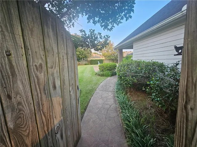 $365,500 | 102 Chinquapin Circle, Natchitoches, LA 71457