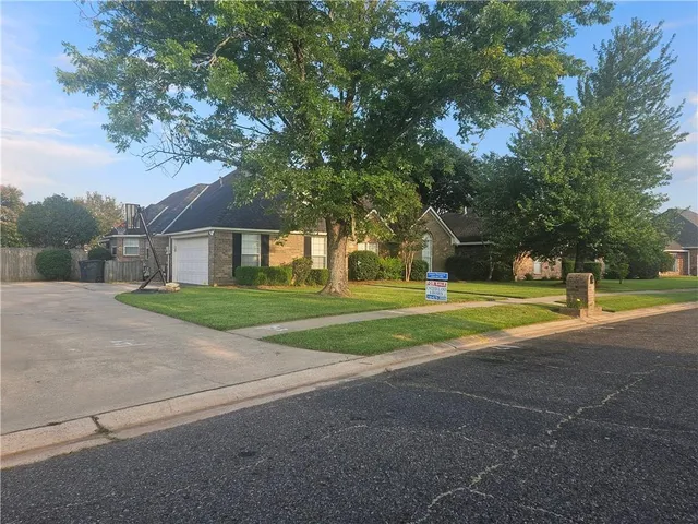 $365,500 | 102 Chinquapin Circle, Natchitoches, LA 71457