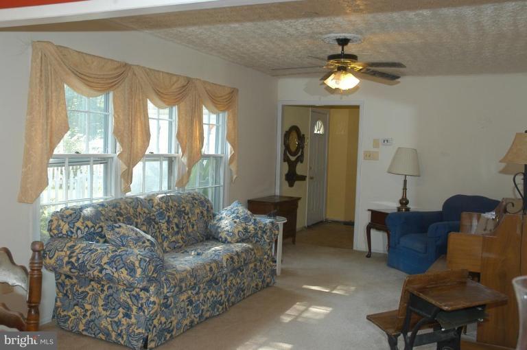 444 Buffalo Road Lusby, MD 20657 - Photo 12 of 15 Living Room #2