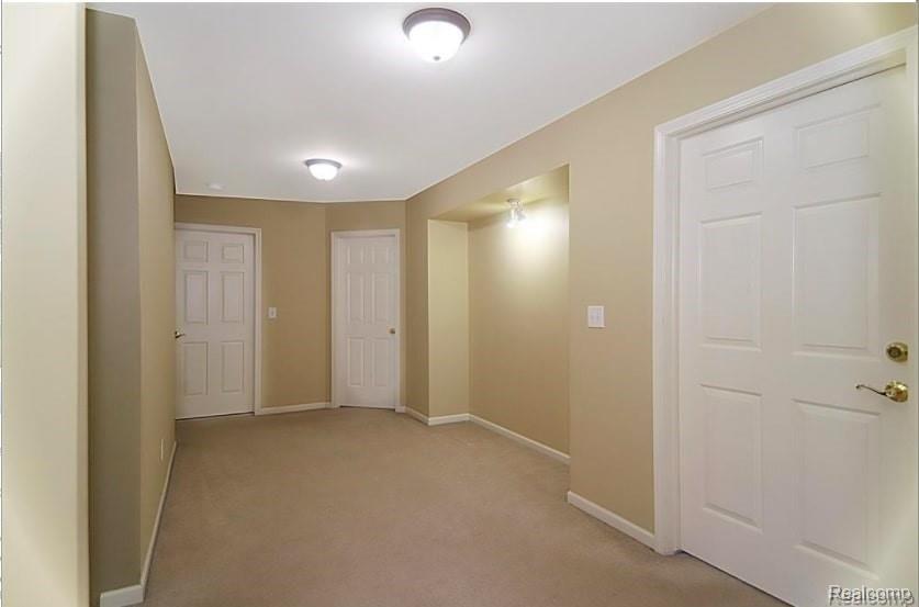 33 Oakbridge Drive Rochester, MI 48306 - Photo 32 of 74