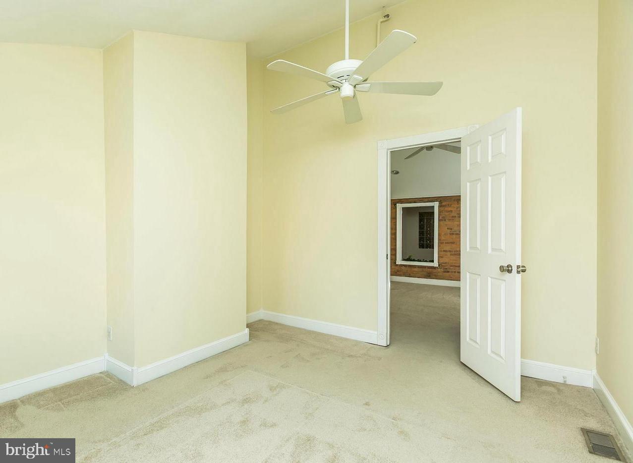 1244 Riverside Avenue Baltimore, MD 21230 - Photo 22 of 30