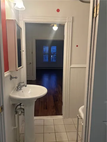 $2,200 | 230 Pawtucket Avenue, Pawtucket, RI 02860