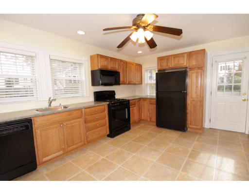 37 Addington Road Boston, MA 02132 - Photo 9 of 30 Gallery Image 9