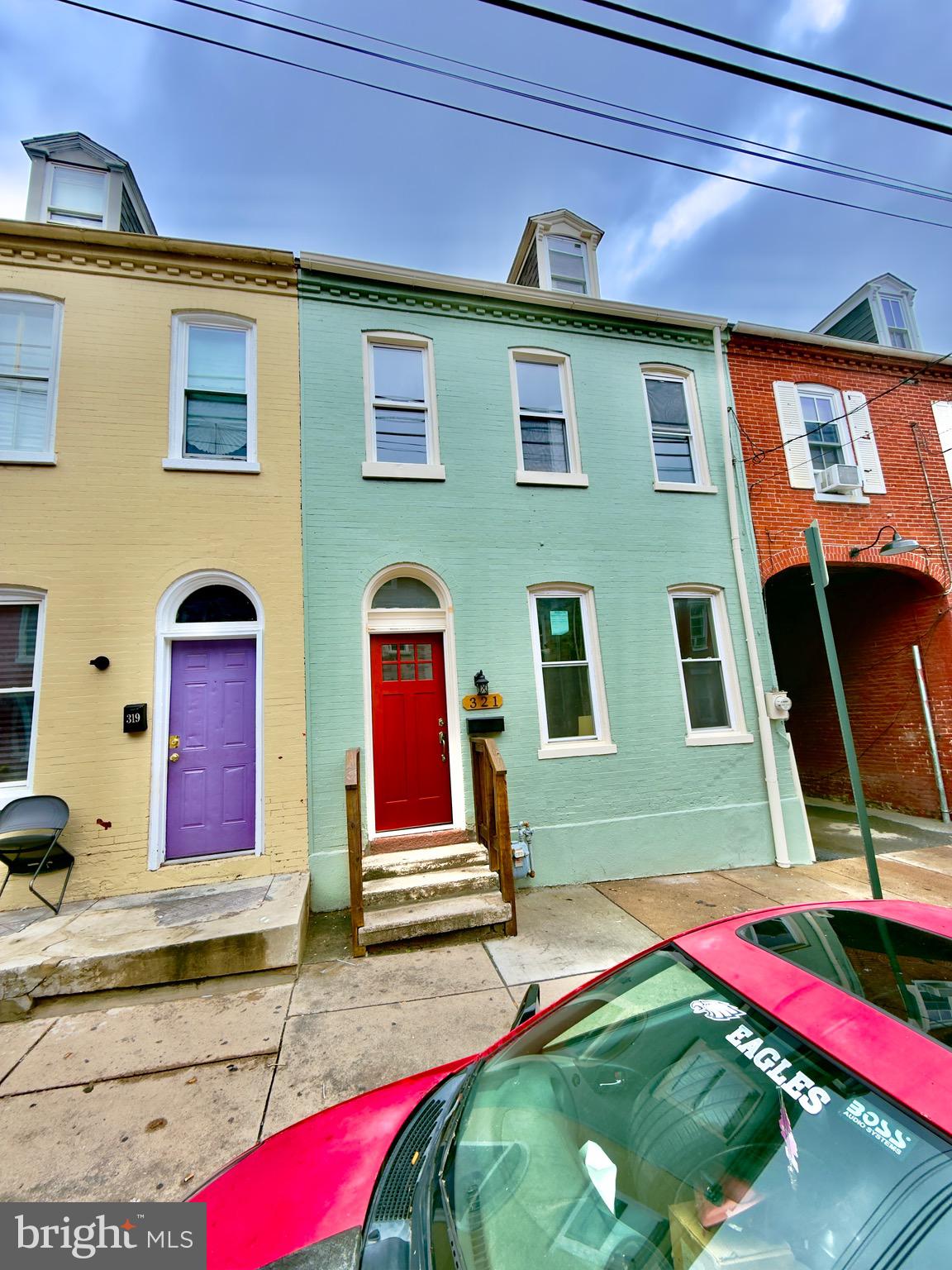 321 Beaver Street Lancaster, PA 17603 - Photo 1 of 26
