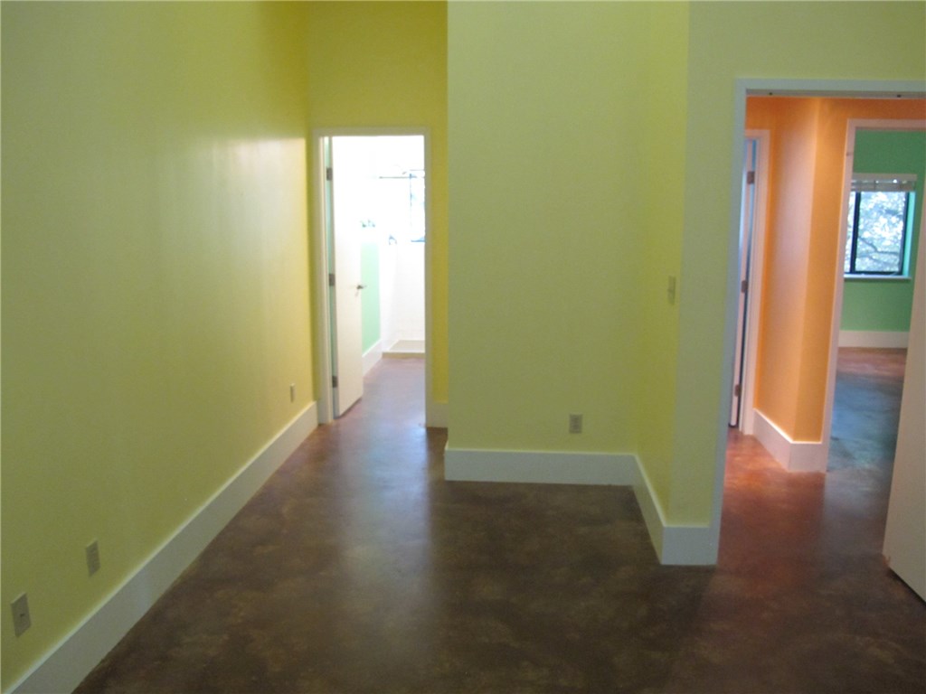 911 Keith Lane, Unit 10 Austin, TX 78705 - Photo 13 of 20