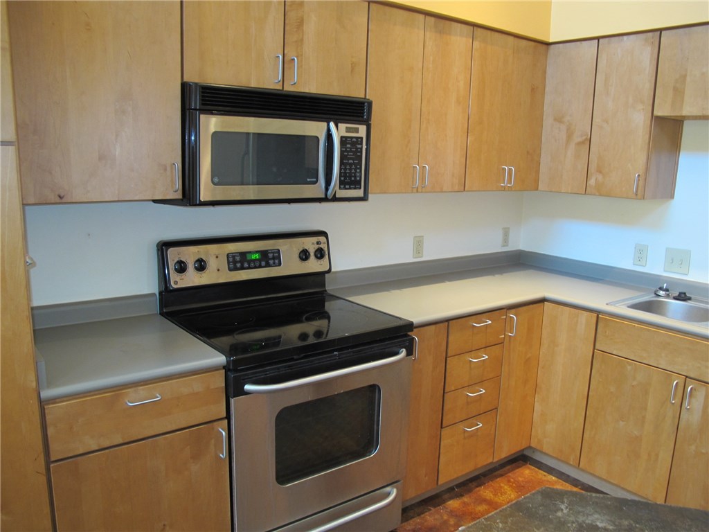 911 Keith Lane, Unit 10 Austin, TX 78705 - Photo 5 of 20