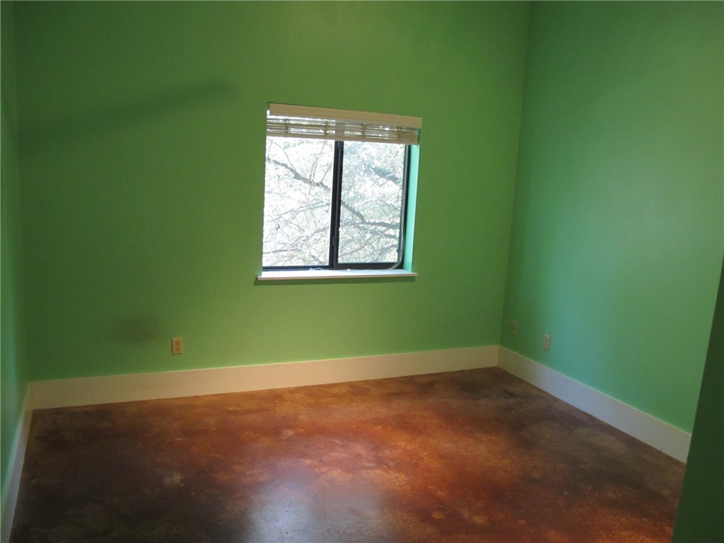 911 Keith Lane, Unit 10 Austin, TX 78705 - Photo 8 of 20