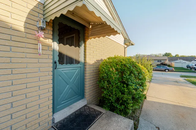 $259,000 | 22244 Birch Street, Trenton, MI 48183