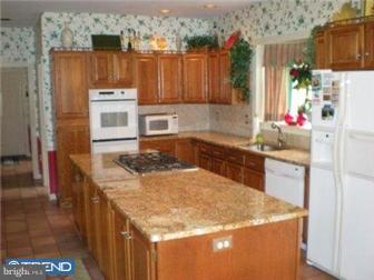 317 George Dye Road Hamilton, NJ 08690 - Photo 8 of 12