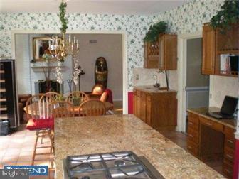 317 George Dye Road Hamilton, NJ 08690 - Photo 9 of 12