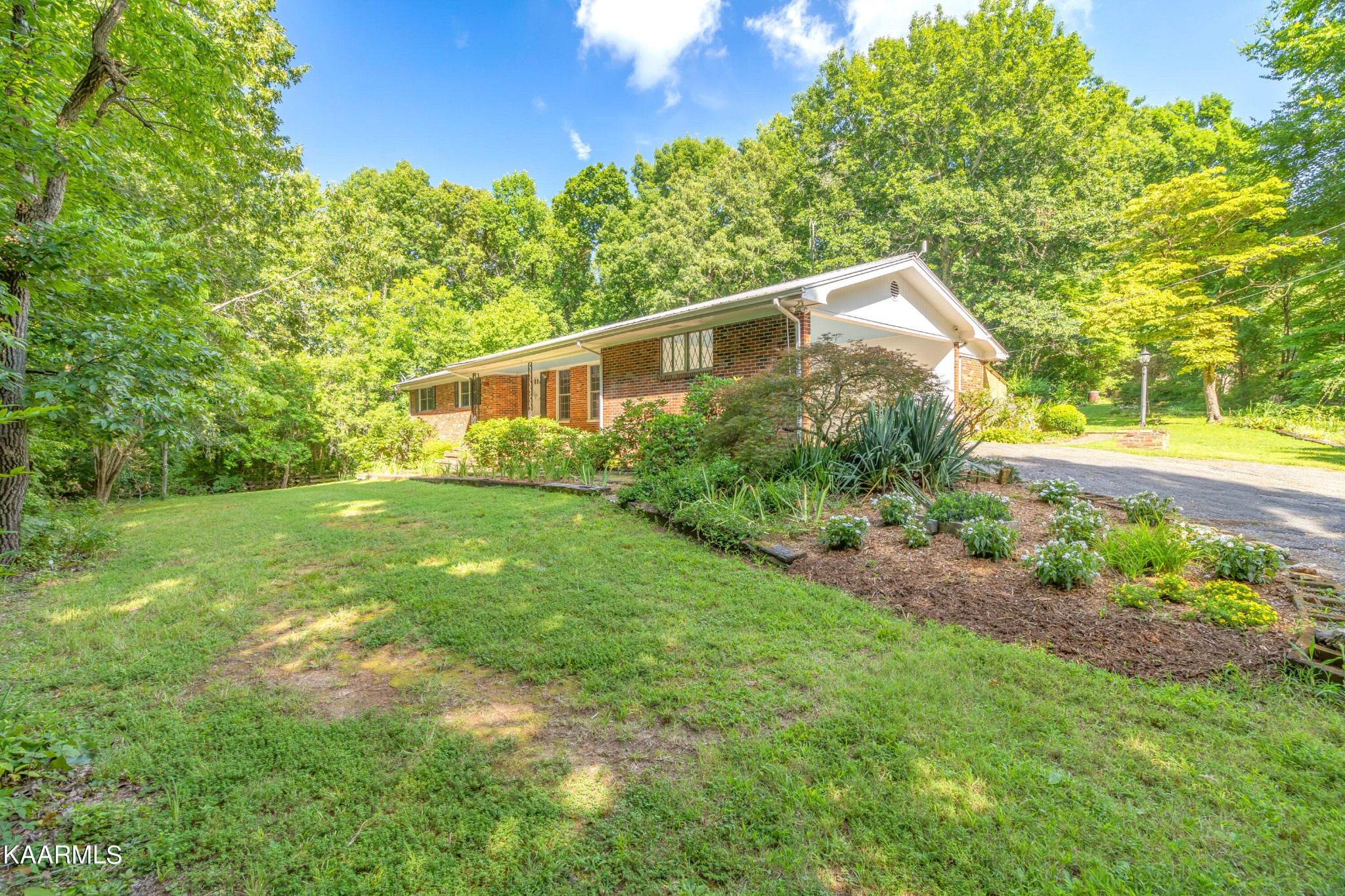 384 Greenbriar Road Sweetwater, TN 37874 - Photo 35 of 51 Gallery Image 35