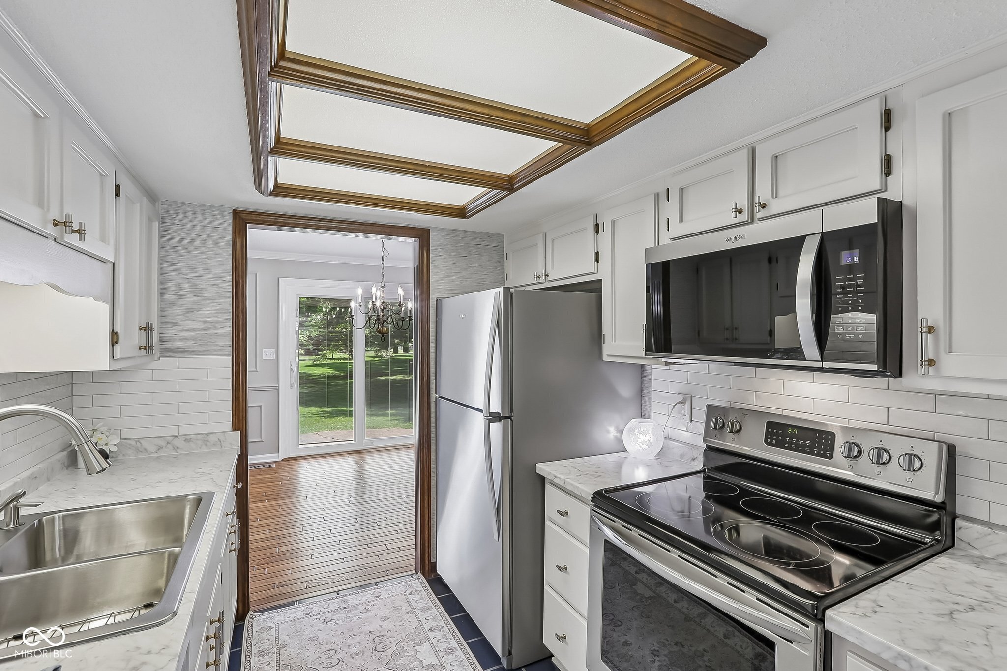 1853 Winding Ridge Court Indianapolis, IN 46217 - Photo 14 of 44 Gallery Image 14