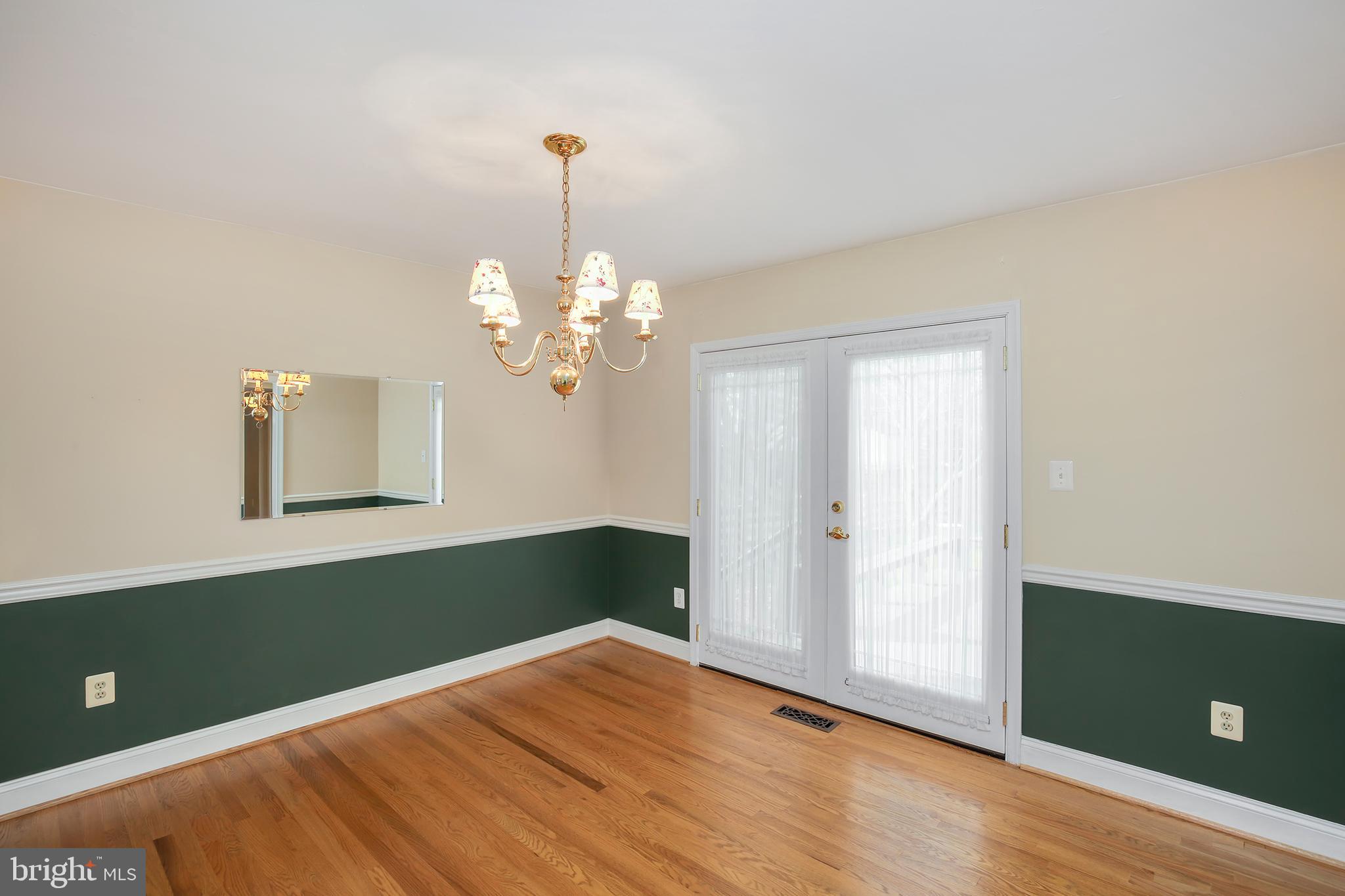 1345 Windmill Lane Silver Spring, MD 20905 - Photo 12 of 33 Gallery Image 12