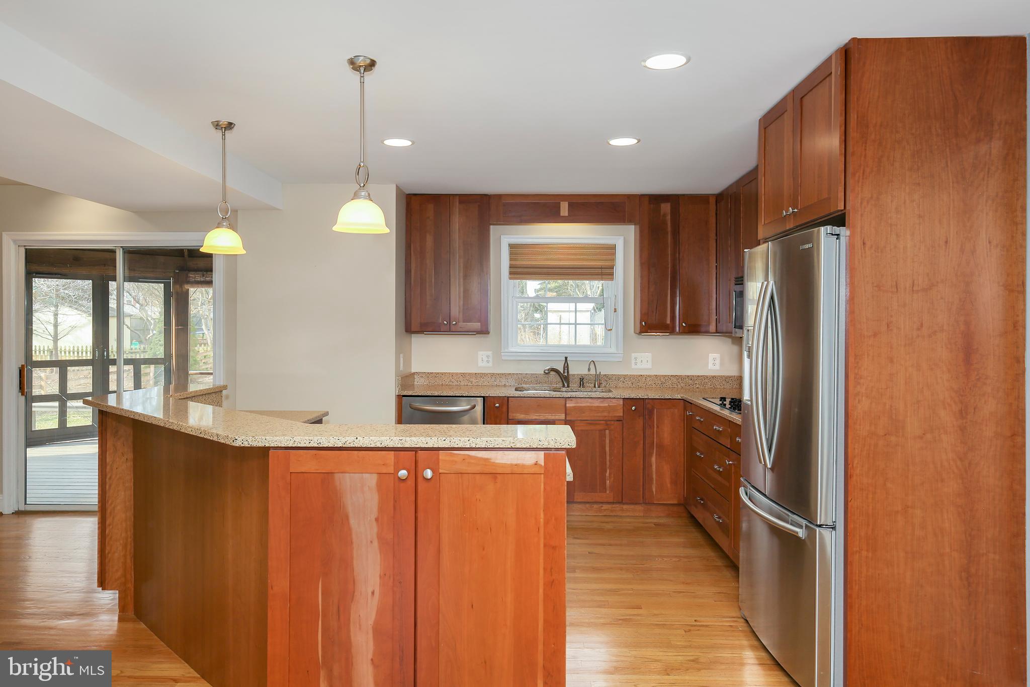 1345 Windmill Lane Silver Spring, MD 20905 - Photo 10 of 33 Gallery Image 10