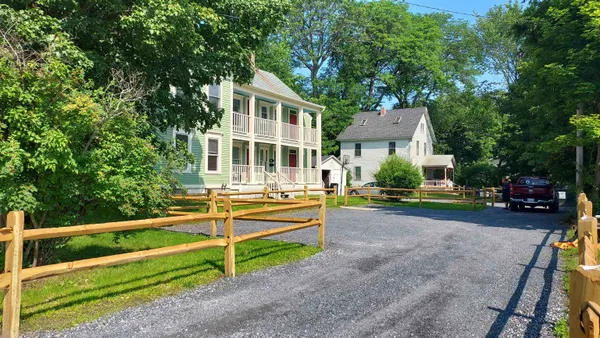 $1,450 | 131 High Street, Unit A, Keene, NH 03431