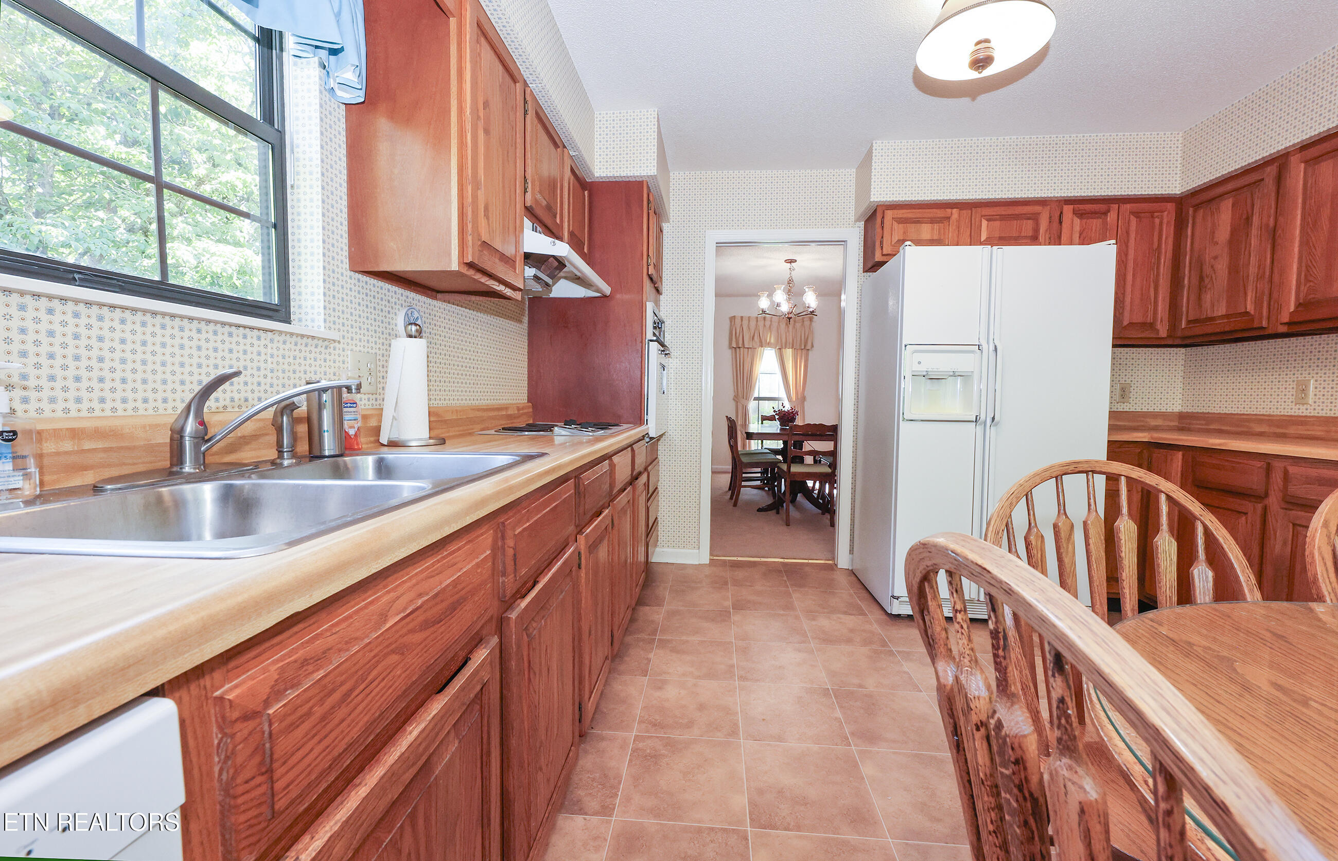 105 Claymore Lane Oak Ridge, TN 37830 - Photo 18 of 55 kitchen4