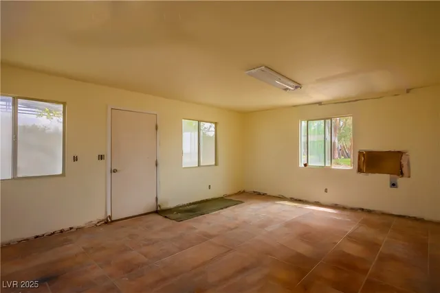 $400,000 | 2417 East Anvil Road, Amargosa Valley, NV 89020