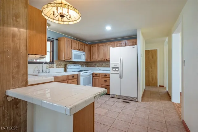 $400,000 | 2417 East Anvil Road, Amargosa Valley, NV 89020