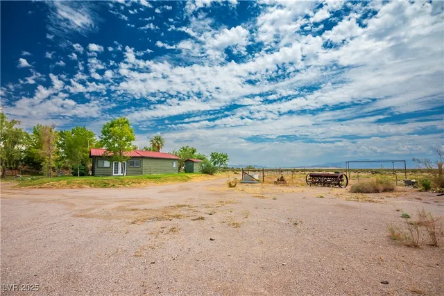 $400,000 | 2417 East Anvil Road, Amargosa Valley, NV 89020