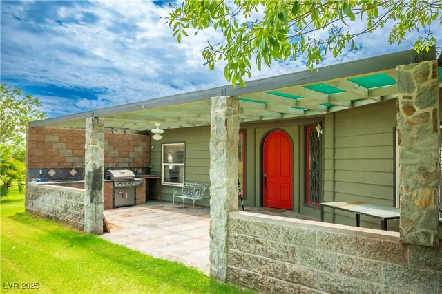 $400,000 | 2417 East Anvil Road, Amargosa Valley, NV 89020