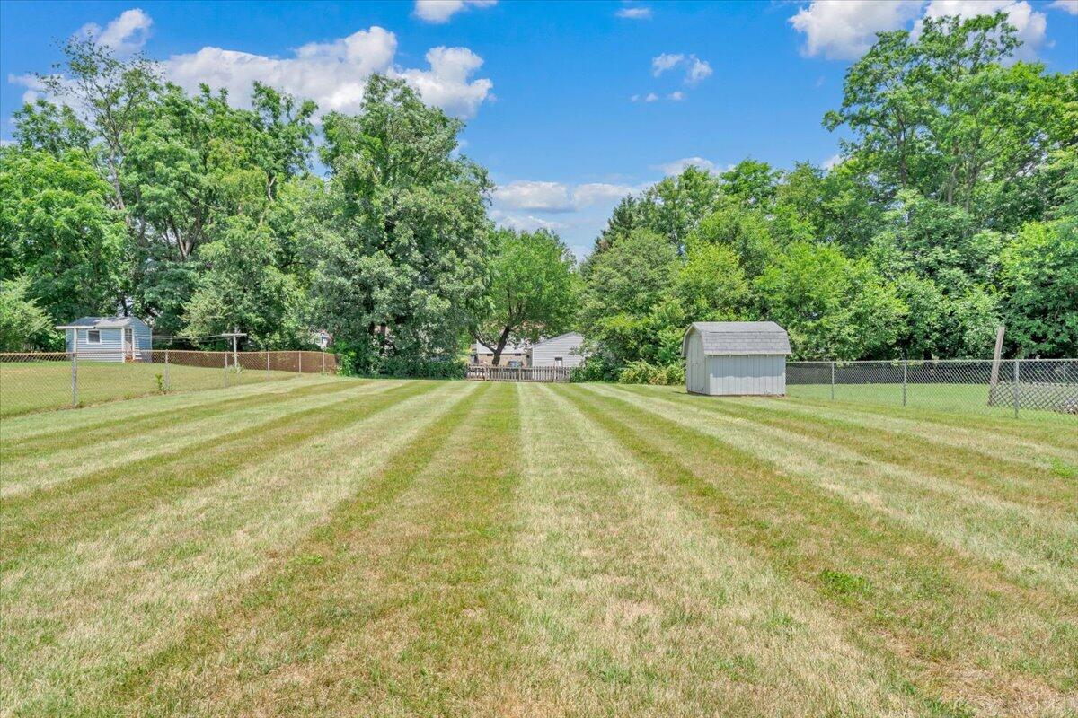 4933 Hildebrand Road Northwest Roanoke, VA 24012 - Photo 17 of 29 17-MIB04581