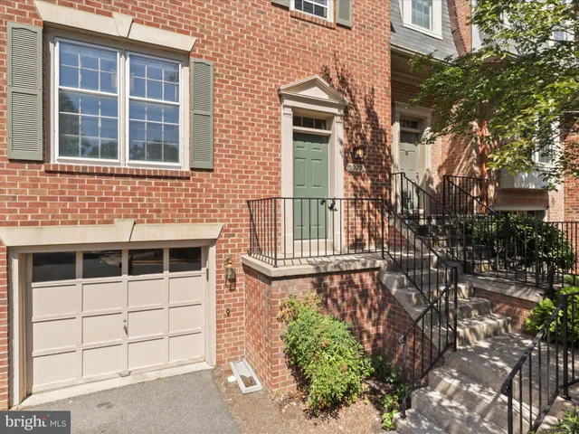 $3,150 | 5929 Woodfield Estates Drive, Alexandria, VA 22310