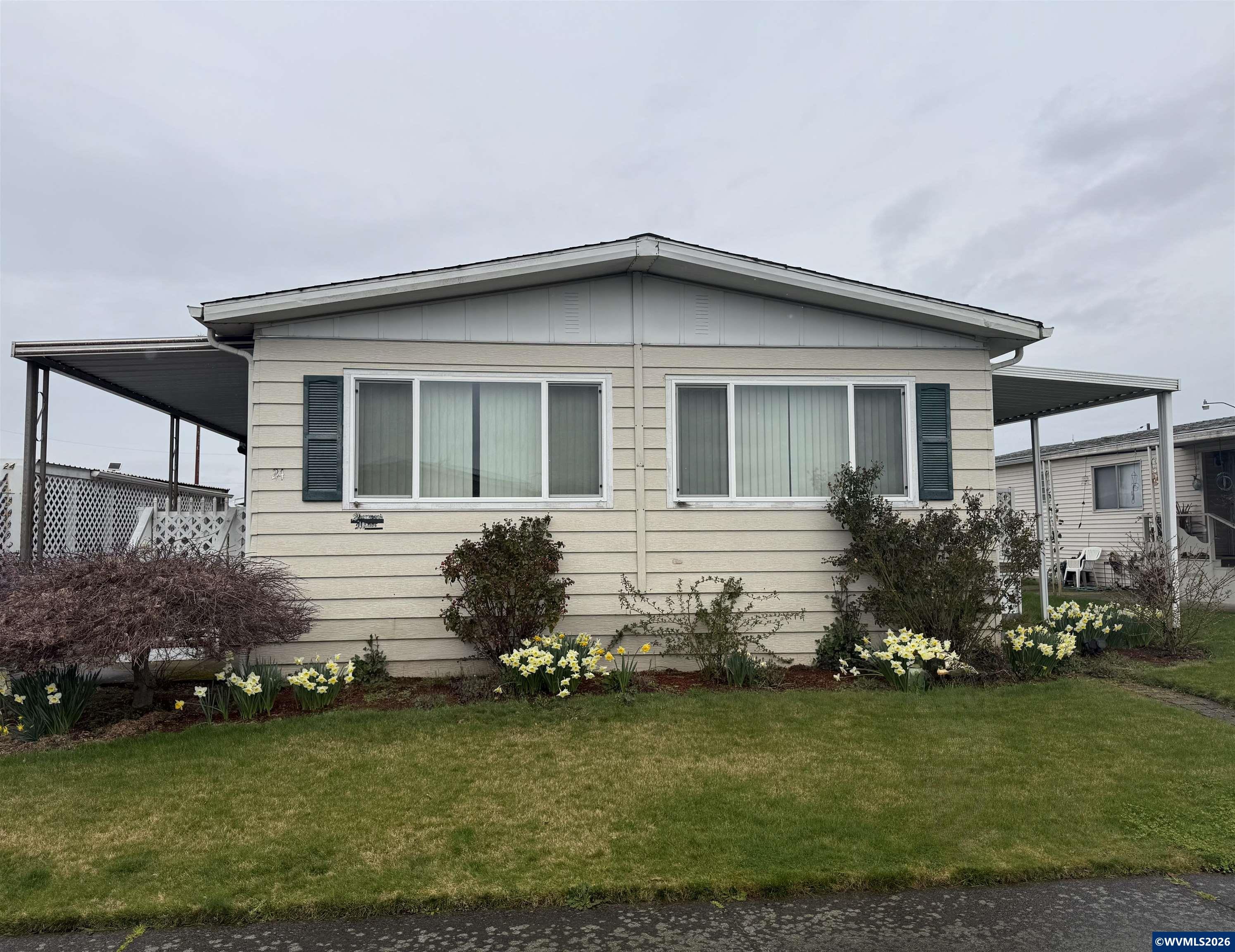 5422 Portland Road Northeast, Unit 24 Salem, OR 97305 - Photo 2 of 36