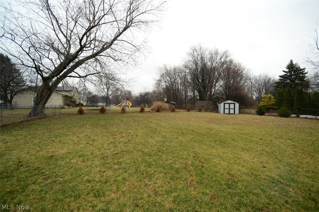 609 Jarvis Road Akron, OH 44319 - Photo 26 of 28 Nice big yard fenced for the pets or kiddies plenty of room to spread out