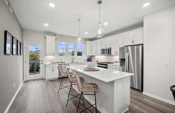 $572,534 | 213 Mountain Interval Road, Unit 7331, Schaumburg, IL 60193