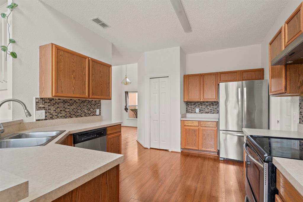 1911 Michigan Court Kissimmee, FL 34759 - Photo 19 of 41