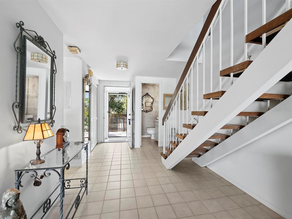490 North Shore Road, Unit 6 Longboat Key, FL 34228 - Photo 24 of 67