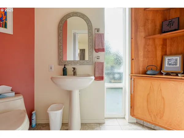 $1,825,000 | 4300 Briar Knob Loop, Scotts Mills, OR 97375