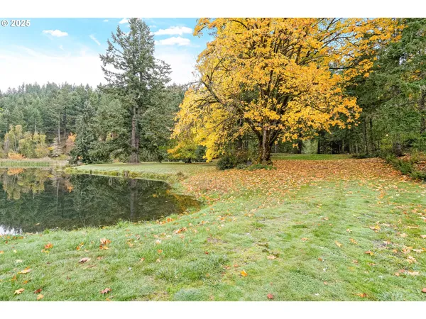 $1,825,000 | 4300 Briar Knob Loop, Scotts Mills, OR 97375