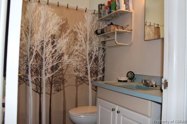 589 Mila Road Heathsville, VA 22473 - Photo 9 of 12 Bathroom with Tub/Shower