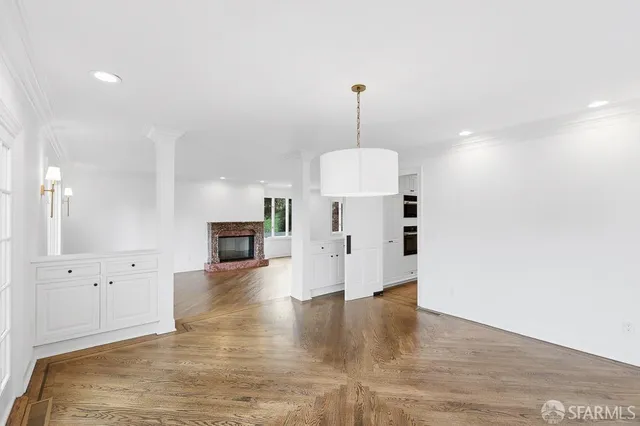 $6,888,000 | 760 Chateau Drive, Hillsborough, CA 94010