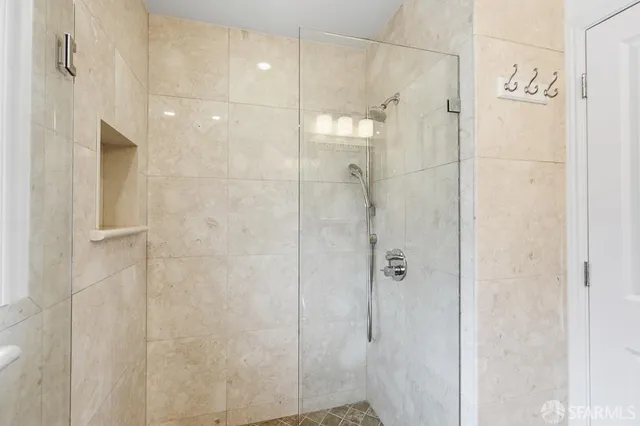 $6,888,000 | 760 Chateau Drive, Hillsborough, CA 94010