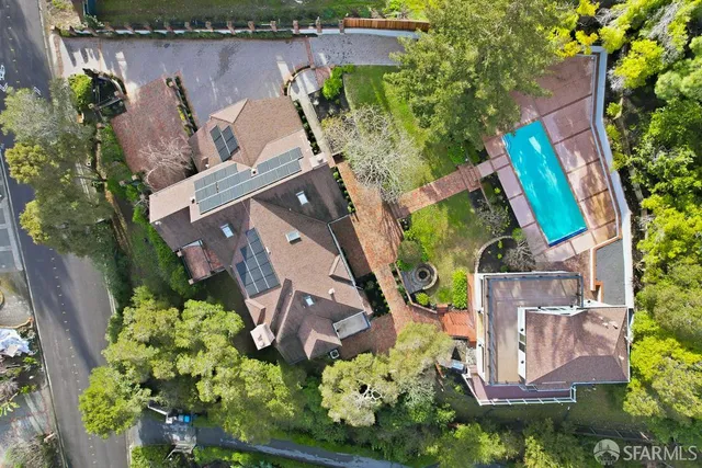 $6,888,000 | 760 Chateau Drive, Hillsborough, CA 94010