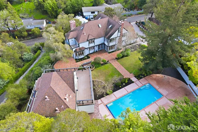 $6,888,000 | 760 Chateau Drive, Hillsborough, CA 94010