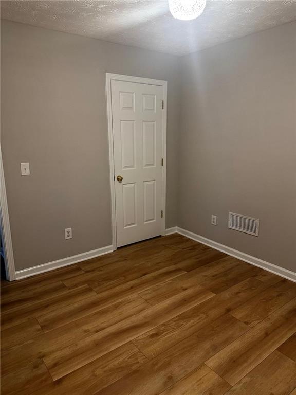1055 Chatham Road Buford, GA 30518 - Photo 15 of 31 Gallery Image 15