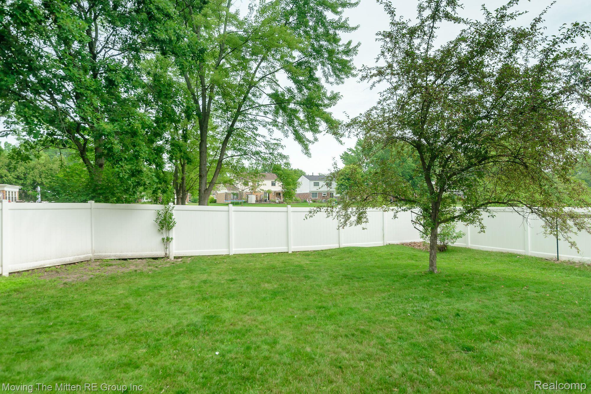7710 Chichester Road Canton, MI 48187 - Photo 47 of 60 Gallery Image 47