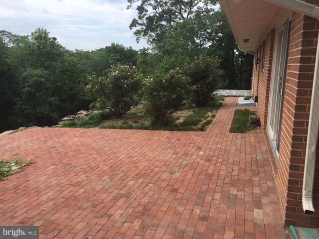 6421 Plant Road Frederick, MD 21701 - Photo 18 of 27 Patios