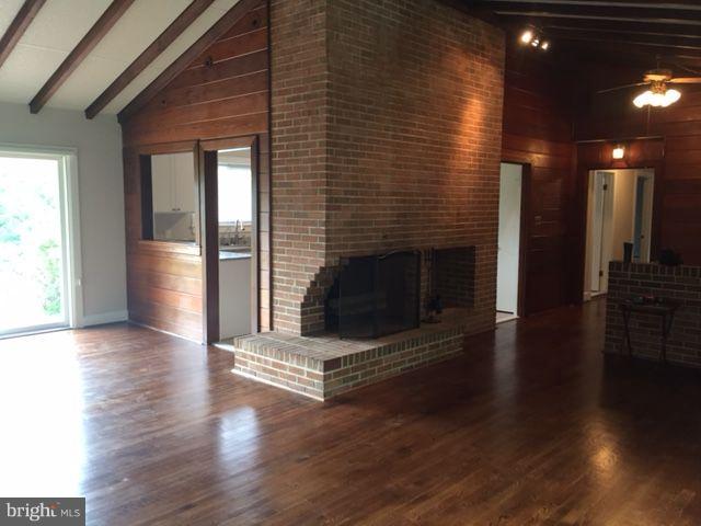6421 Plant Road Frederick, MD 21701 - Photo 8 of 27 Floor to ceiling fireplace
