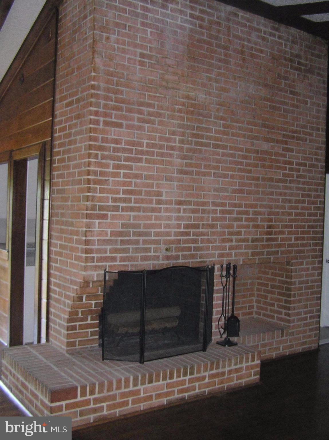 6421 Plant Road Frederick, MD 21701 - Photo 9 of 27 Interior (General)