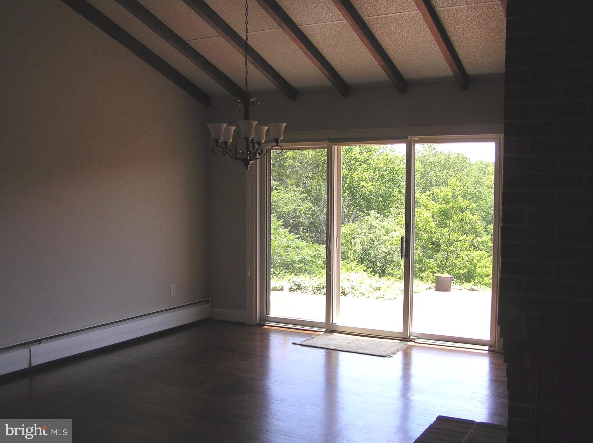 6421 Plant Road Frederick, MD 21701 - Photo 10 of 27 Dining Room