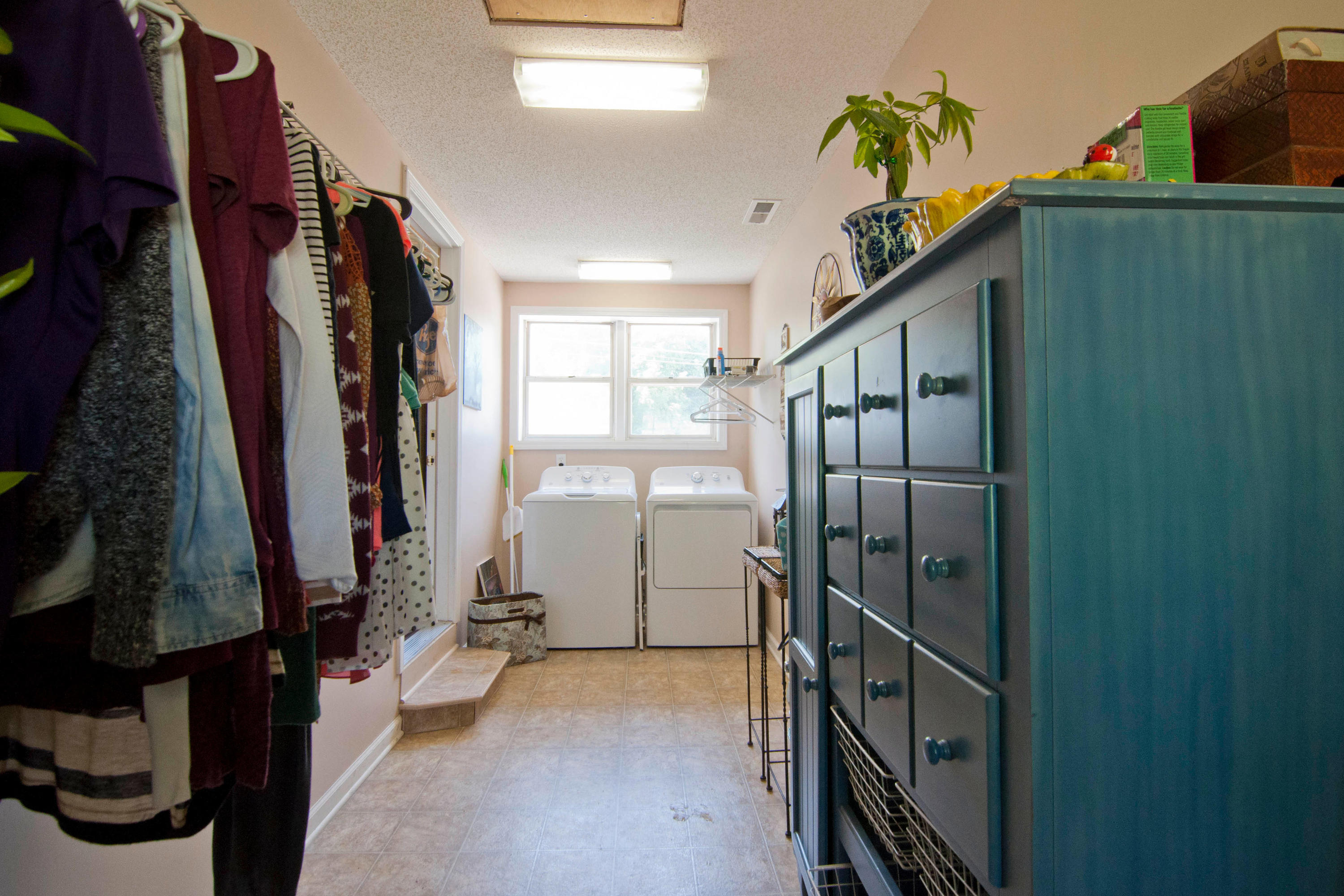 2929 Rennoc Road Knoxville, TN 37918 - Photo 13 of 16 Utility Room and Extra Storage