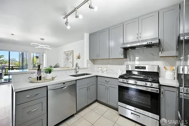 $699,000 | 305 Oak Court, Daly City, CA 94014