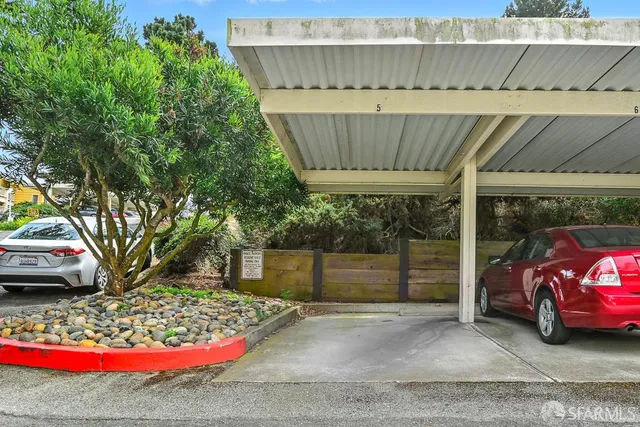 $699,000 | 305 Oak Court, Daly City, CA 94014