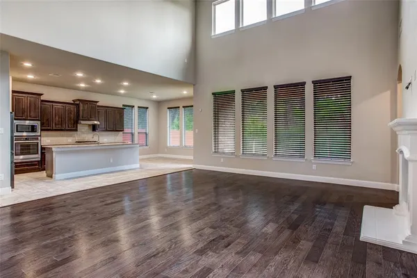 $3,995 | 6810 Historic View, Dallas, TX 75236